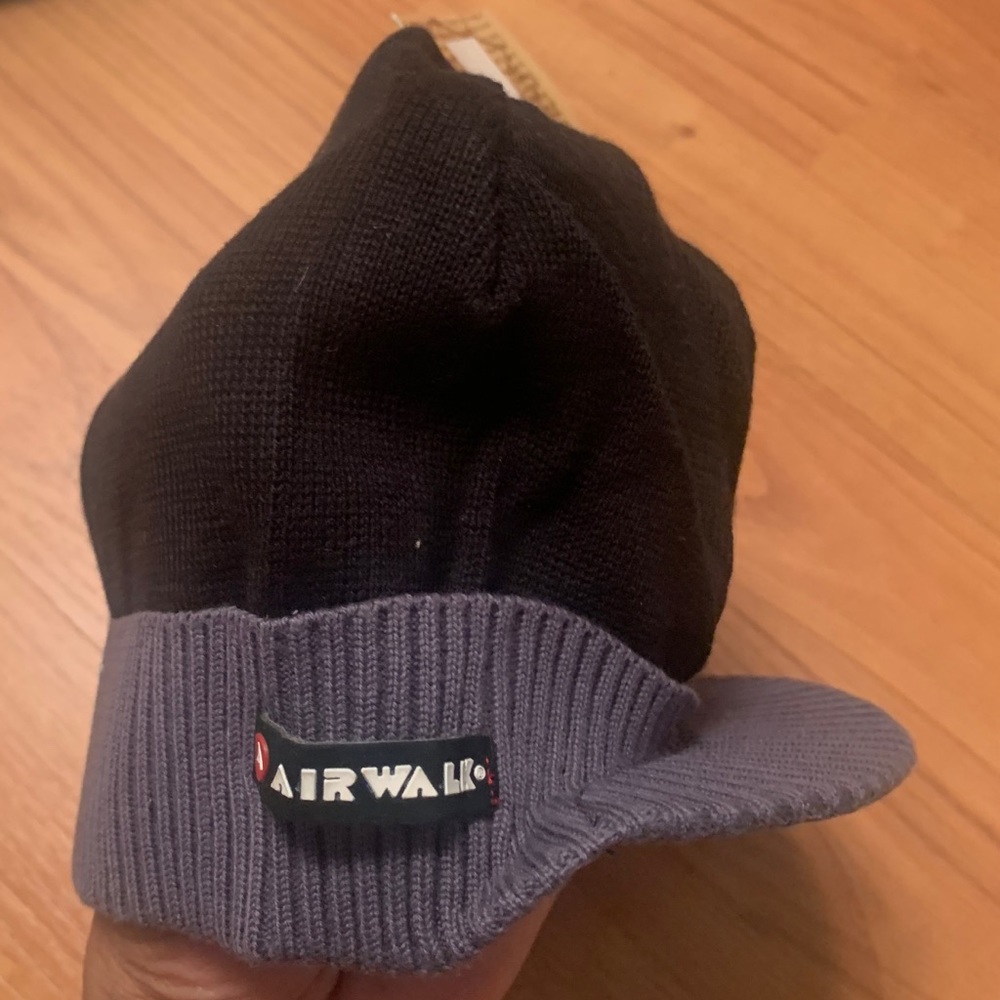New Airwalk knit beanie